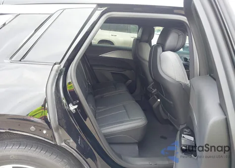 2024 Cadillac Lyriq Tech W/1Sa z USA, uszkodzony, nr VIN 1GYKPMRK6RZ141495